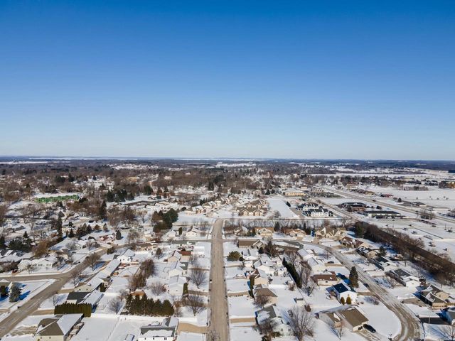 1127 Arthur Drive, Milton, WI 53563