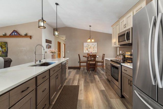 1127 Arthur Drive, Milton, WI 53563