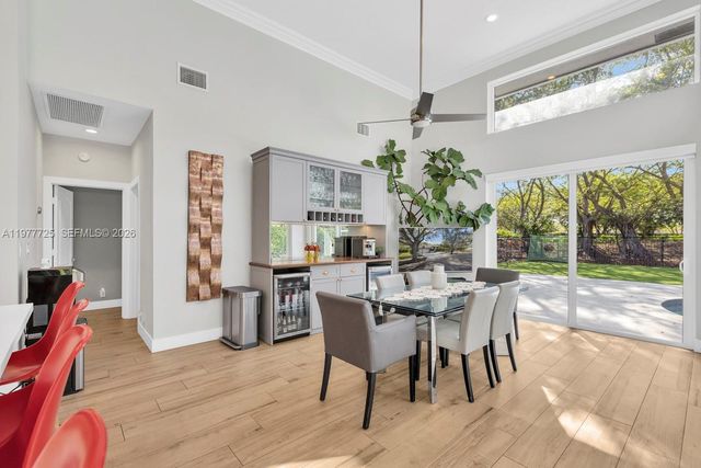 1202 S Manor Dr S, Weston, FL 33326