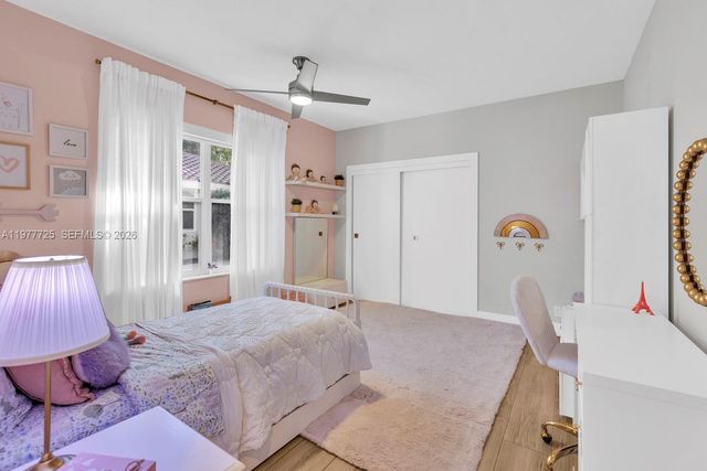 1202 S Manor Dr S, Weston, FL 33326