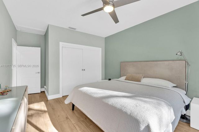 1202 S Manor Dr S, Weston, FL 33326