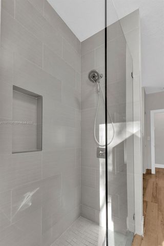 1202 S Manor Dr S, Weston, FL 33326