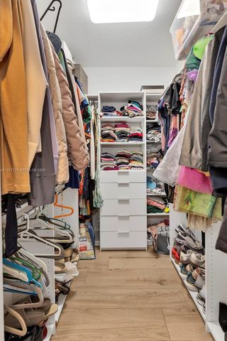 1202 S Manor Dr S, Weston, FL 33326