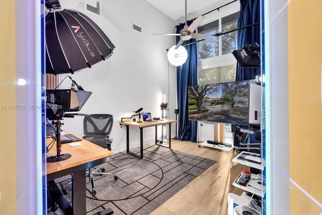 1202 S Manor Dr S, Weston, FL 33326