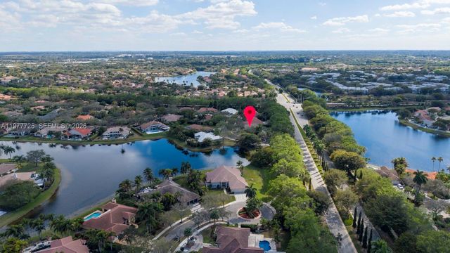 1202 S Manor Dr S, Weston, FL 33326