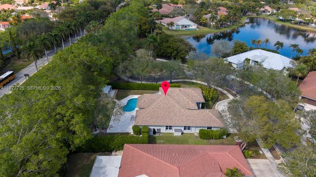 1202 S Manor Dr S, Weston, FL 33326