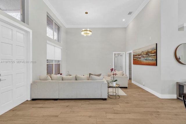 1202 S Manor Dr S, Weston, FL 33326