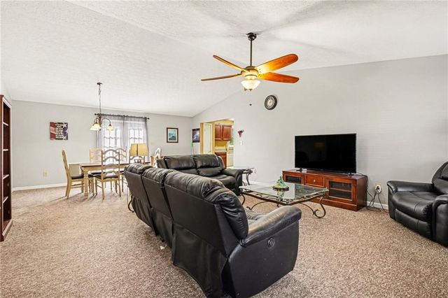 291 W Junction NW Court, Kennesaw, GA 30144