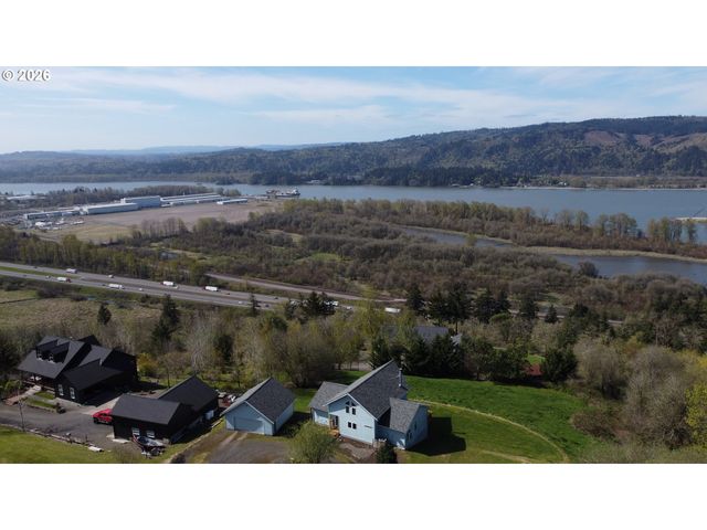 420 TOPEKA Rd, Kelso, WA 98626