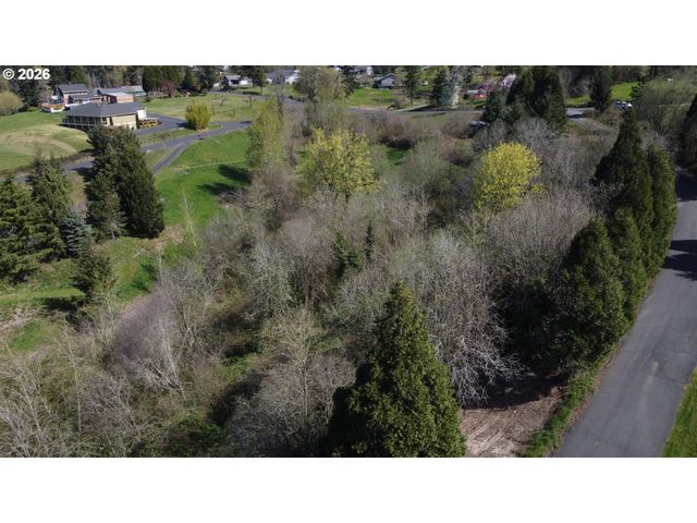420 TOPEKA Rd, Kelso, WA 98626