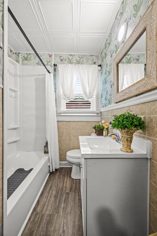 808 3rd Ave, Fayetteville, TN 37334