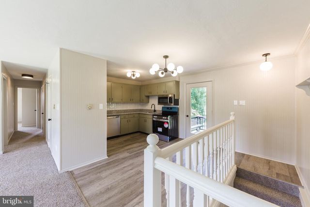 1539 LAKE SHORE DR, Chambersburg, PA 17202