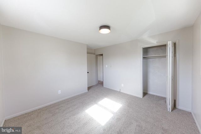 1539 LAKE SHORE DR, Chambersburg, PA 17202