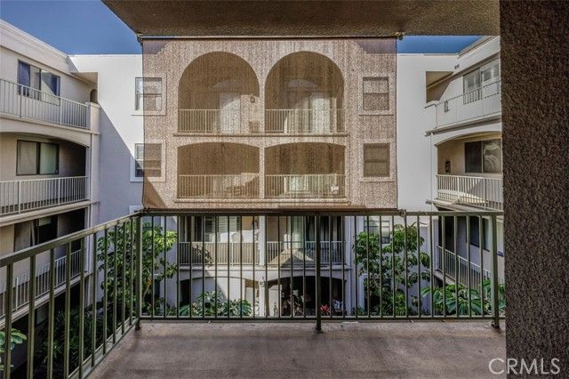 555 Maine Avenue 330, Long Beach, CA 90802