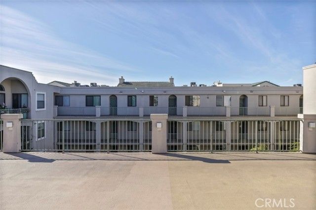 555 Maine Avenue 330, Long Beach, CA 90802