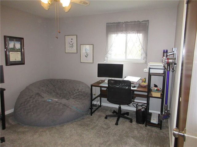 223 Gartley Ave, Ellport Boro, PA 16117