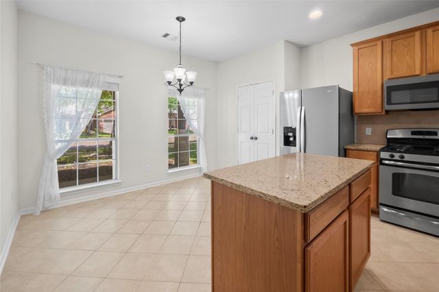 12920 Meadow Springs Drive, Pearland, TX 77584