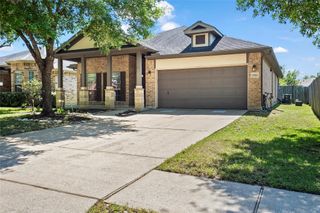 12920 Meadow Springs Drive, Pearland, TX 77584
