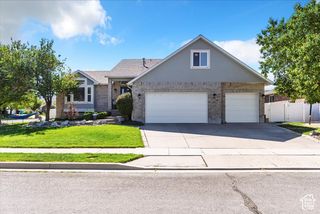 429 W 1050 N, Centerville, UT 84014