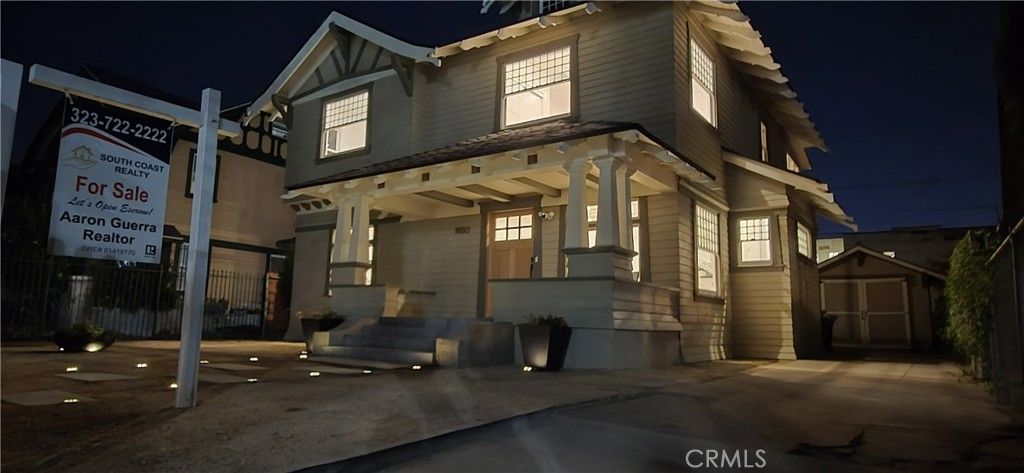 Image 2 of property listing at 1800 Oxford., Los Angeles, CA 90006