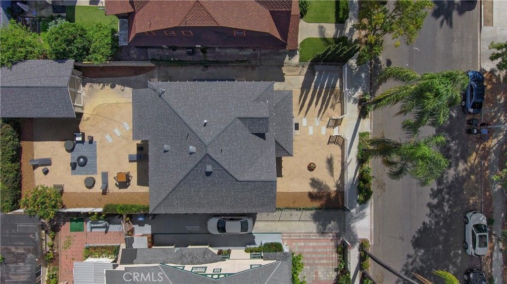Image 51 of property listing at 1800 Oxford., Los Angeles, CA 90006