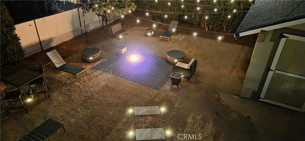 Image 54 of property listing at 1800 Oxford., Los Angeles, CA 90006