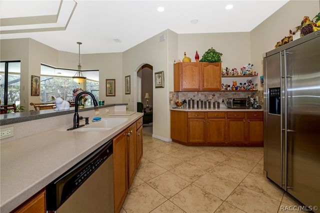 5 Peachwood Point W, Homosassa, FL 34446