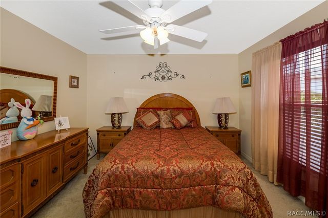 5 Peachwood Point W, Homosassa, FL 34446