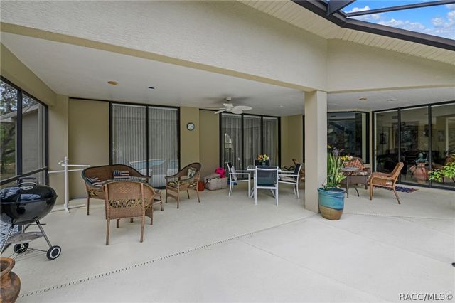 5 Peachwood Point W, Homosassa, FL 34446