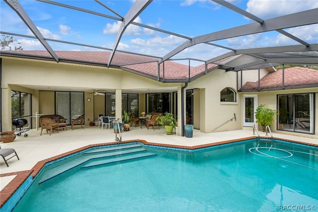 5 Peachwood Point W, Homosassa, FL 34446