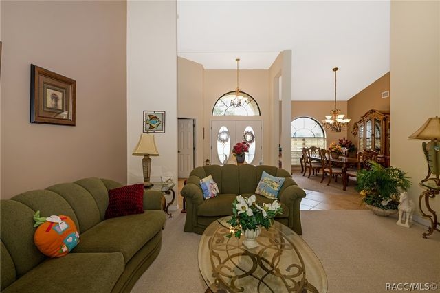 5 Peachwood Point W, Homosassa, FL 34446