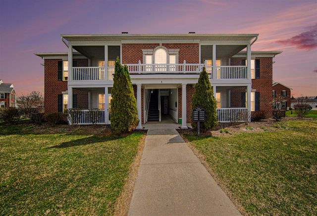 1016 W Summerfield Glen Circle 87, Ann Arbor, MI 48103
