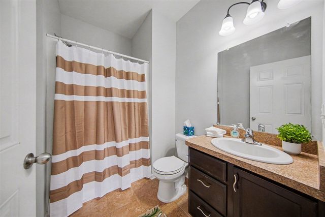 1016 W Summerfield Glen Circle 87, Ann Arbor, MI 48103
