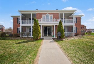 1016 W Summerfield Glen Circle 87, Ann Arbor, MI 48103
