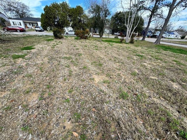 1700 Florida Street, Baytown, TX 77520