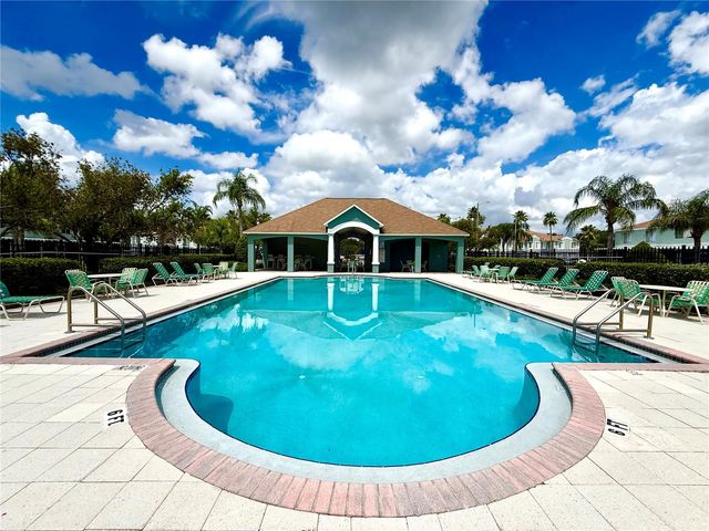 2035 FLUORSHIRE DRIVE, Brandon, FL 33511