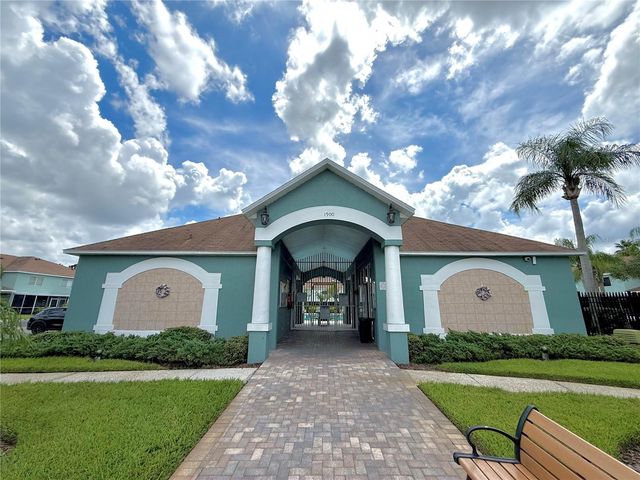 2035 FLUORSHIRE DRIVE, Brandon, FL 33511