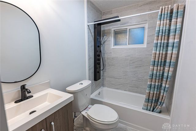 437 Kirkwood Drive, Fairborn, OH 45324