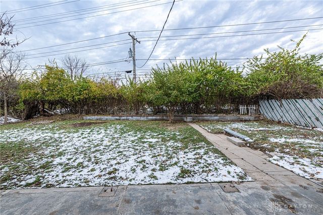 437 Kirkwood Drive, Fairborn, OH 45324