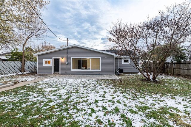 437 Kirkwood Drive, Fairborn, OH 45324