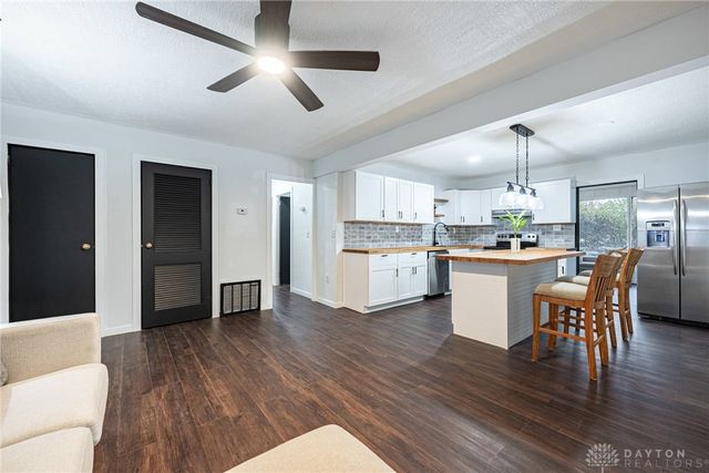 437 Kirkwood Drive, Fairborn, OH 45324