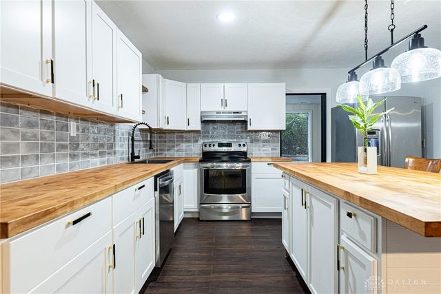 437 Kirkwood Drive, Fairborn, OH 45324