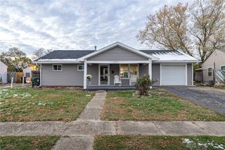 437 Kirkwood Drive, Fairborn, OH 45324
