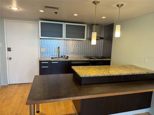 701 S MADISON AVENUE 312, Clearwater, FL 33756