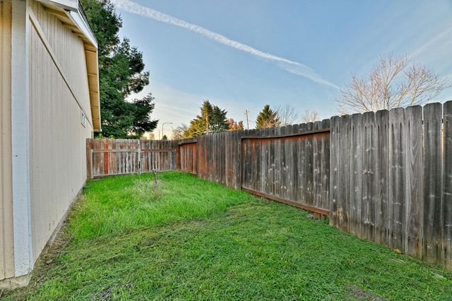 2690 Cummings Lane, Medford, OR 97501
