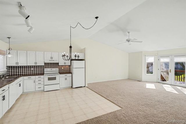 9166 Emily Drive, Davison, MI 48423