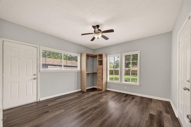 3007 Bonner Street, La Porte, TX 77571