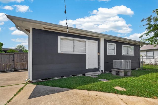 3007 Bonner Street, La Porte, TX 77571