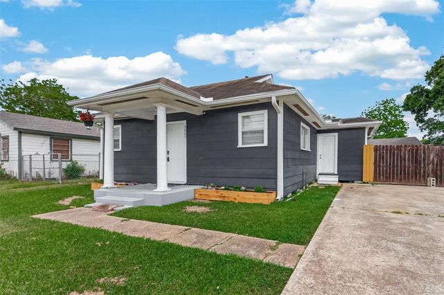 3007 Bonner Street, La Porte, TX 77571