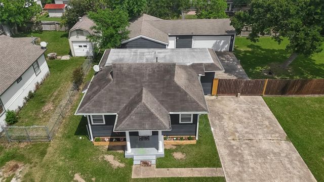 3007 Bonner Street, La Porte, TX 77571